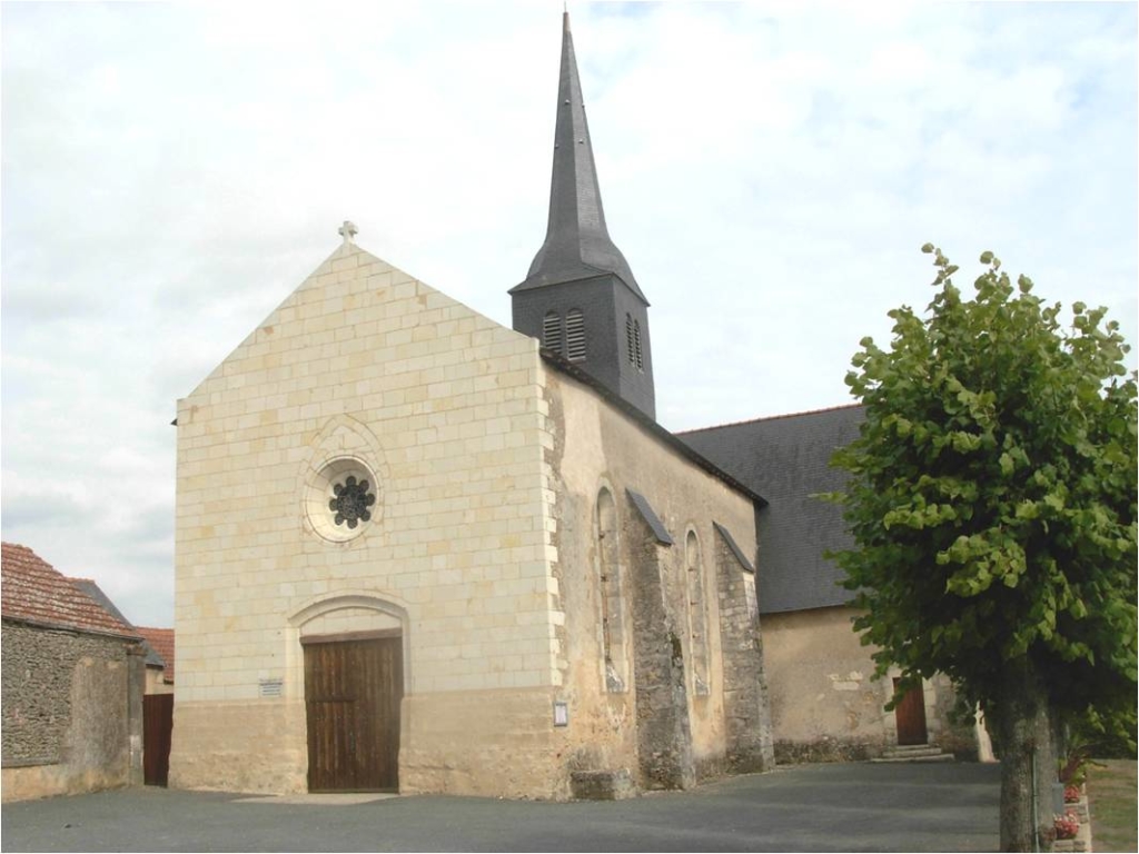 Église St Aubin Brigné 49700 Doué en Anjou